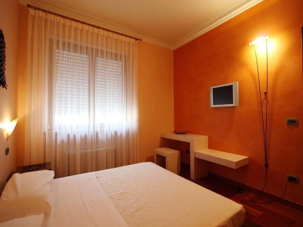 לצ'ה Casa Dei Mercanti Town House מראה חיצוני תמונה